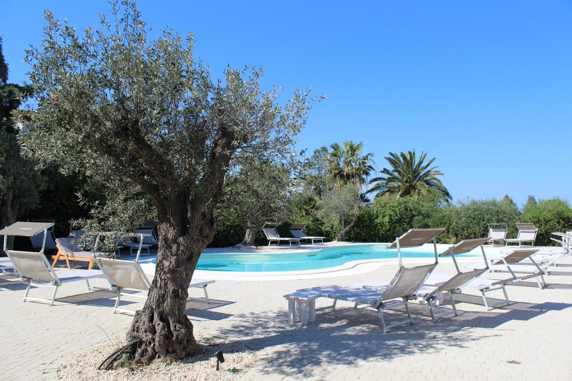 Noha Lifestyle Hotel - Adults Only Pula Exterior foto